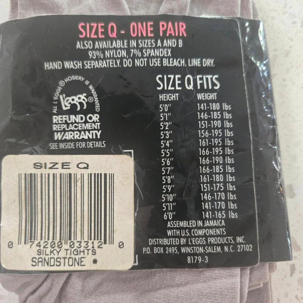 Leggs Wear Tights Womens SIze Q Silky Sandstone Brown Size Q Vintage 031/03300